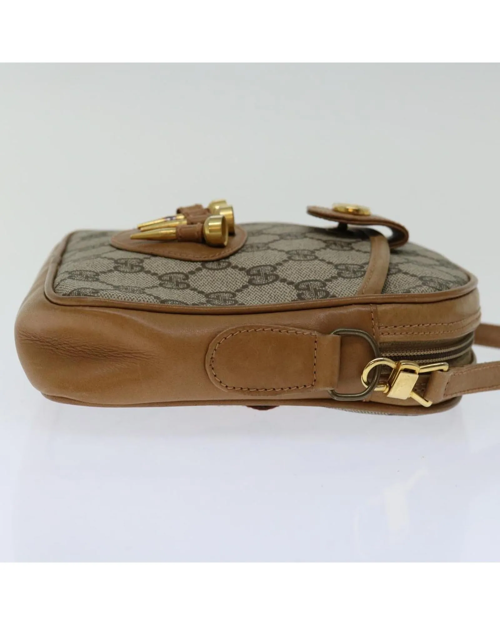 Beige GG Supreme Shoulder Bag with Shoulder Strap