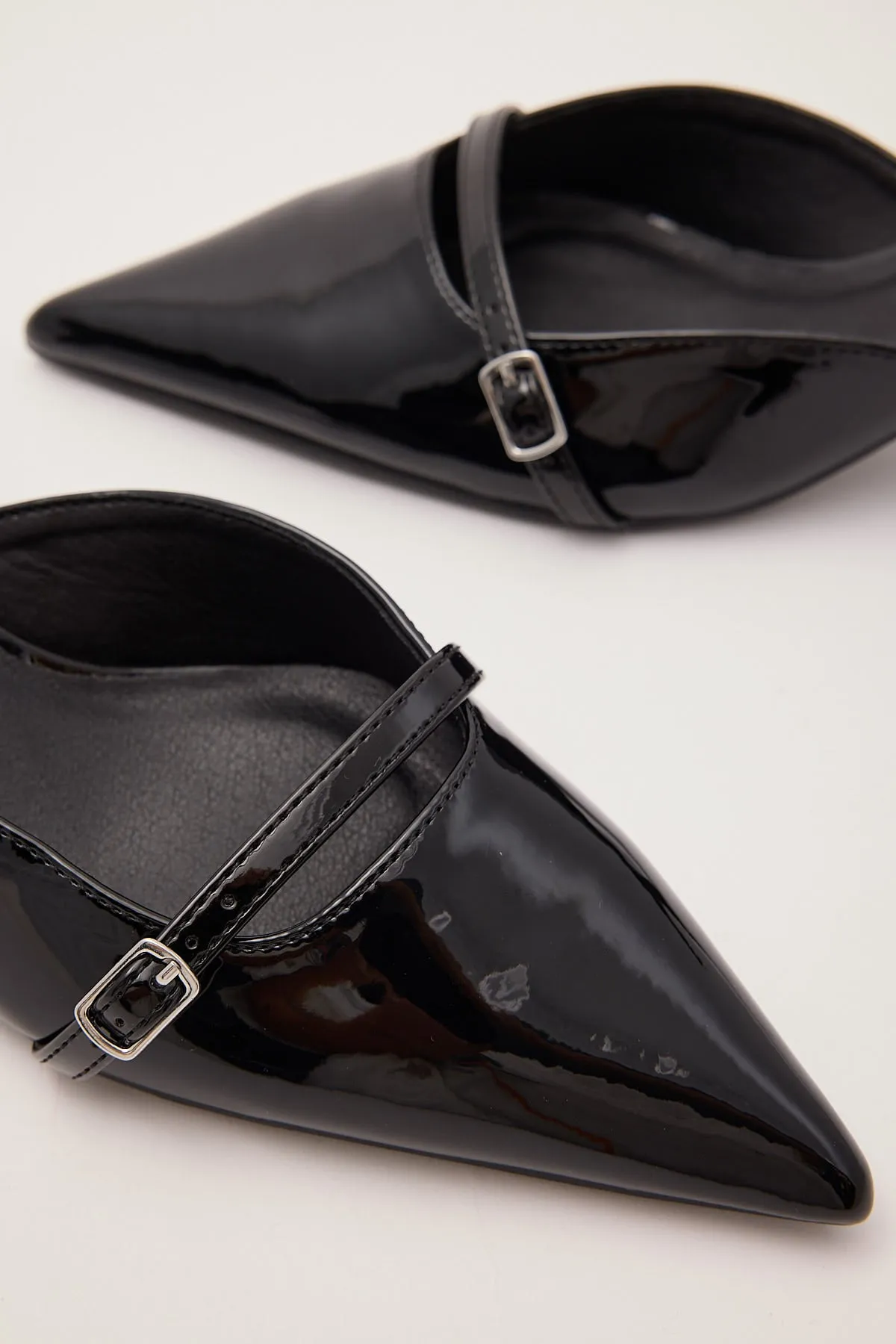 Billini Alaina Heels Black