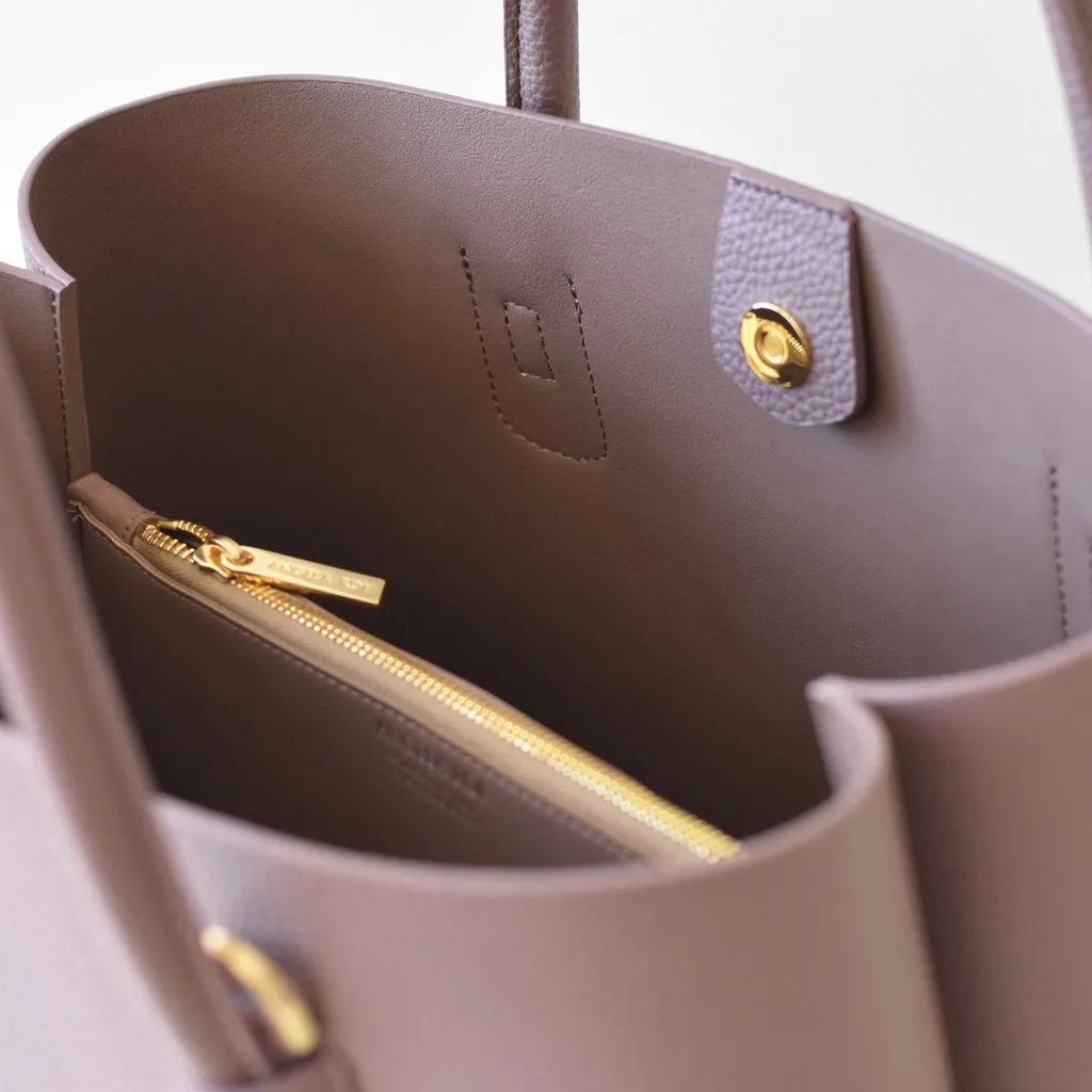 Cher Tote with Signet in Ash Rose
