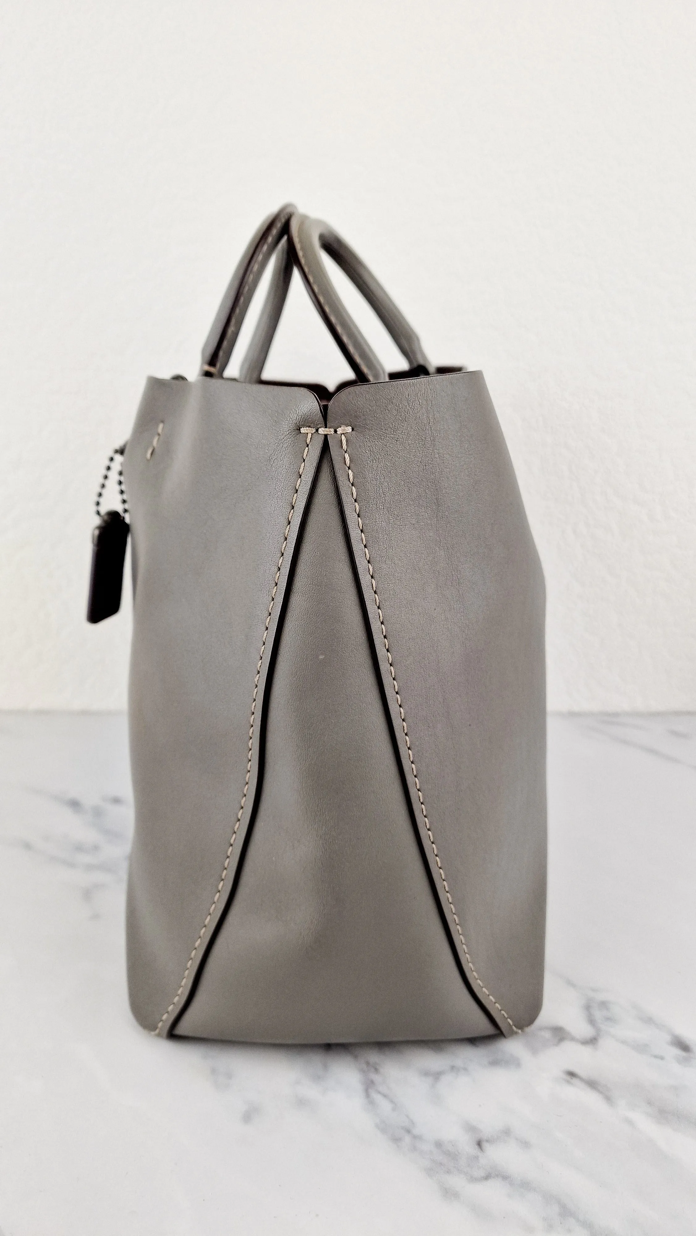 Coach 1941 Rogue Tote Bag Grey Smooth Leather Handbag Shoulder Bag - Coach 59136