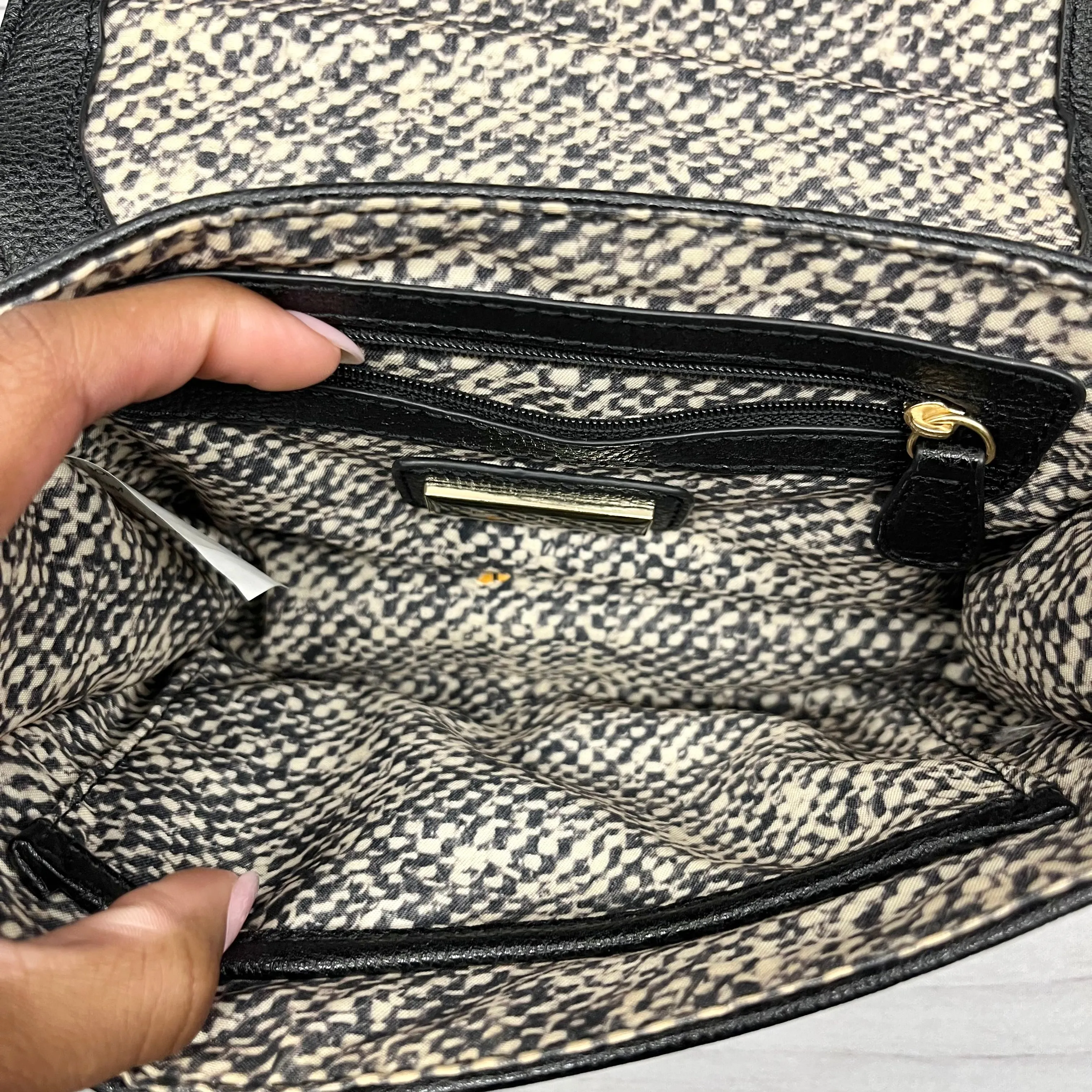 Crossbody By Big Buddha  Size: Medium