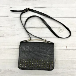 Crossbody By Big Buddha  Size: Medium
