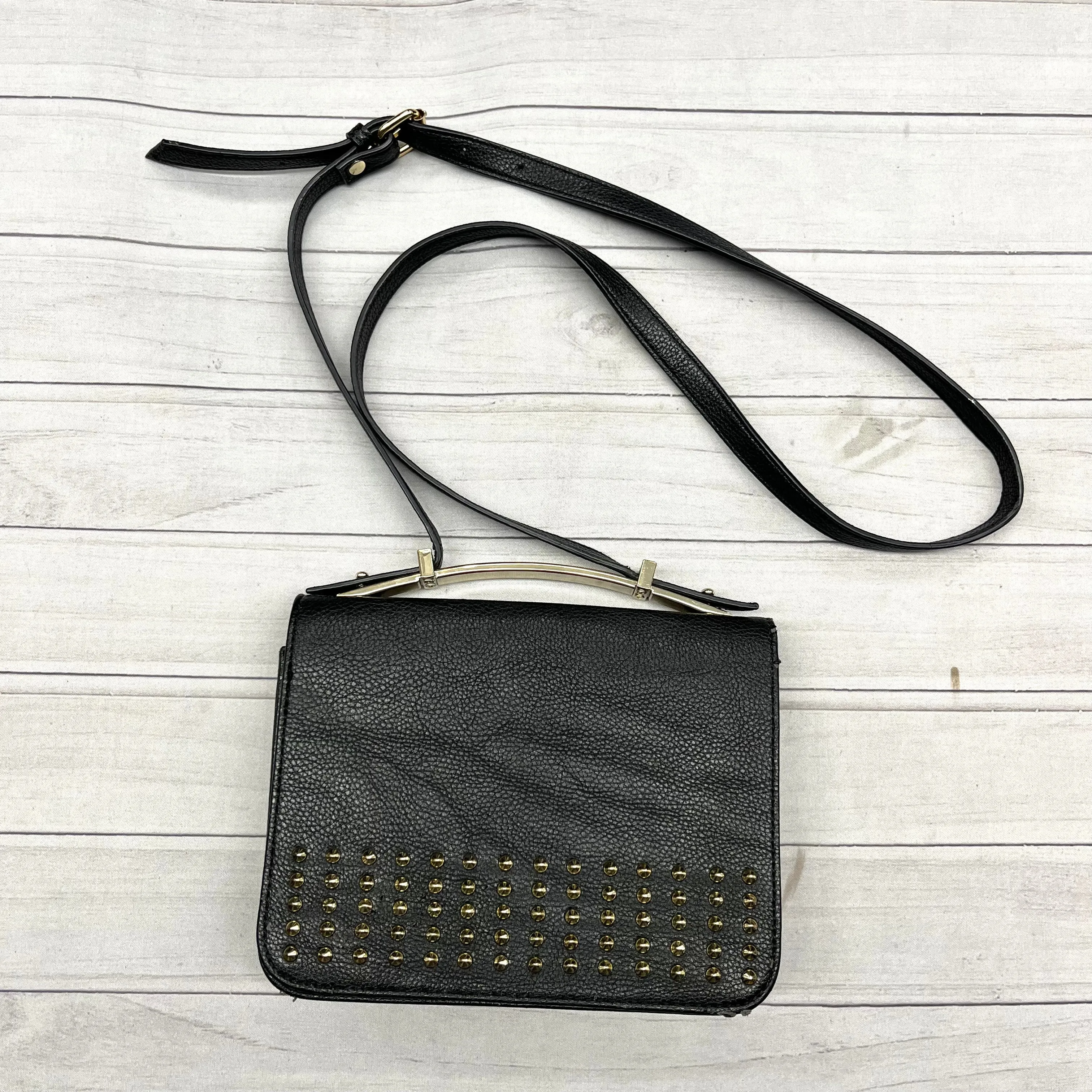 Crossbody By Big Buddha  Size: Medium