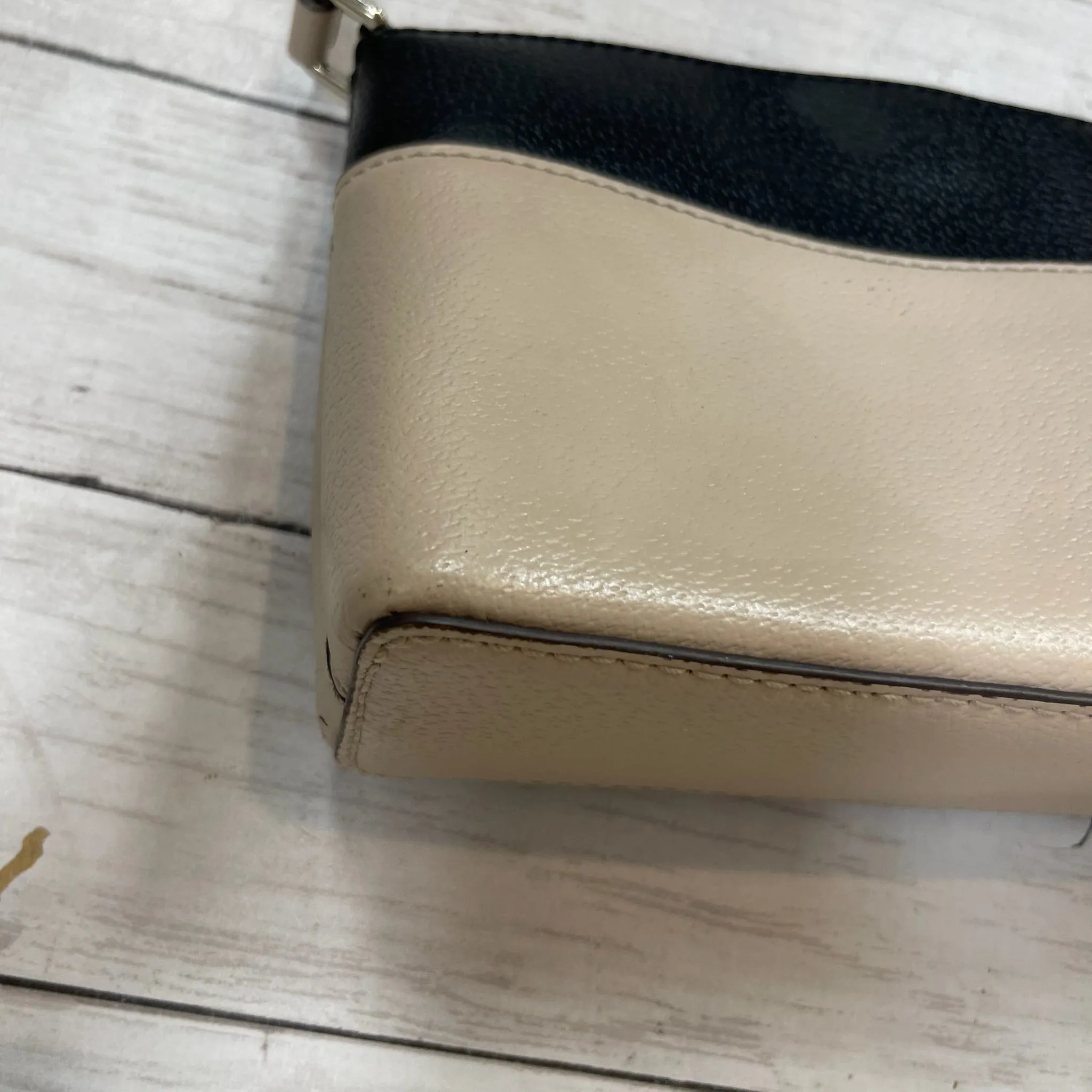 Crossbody Designer By Kate Spade, Size: Small