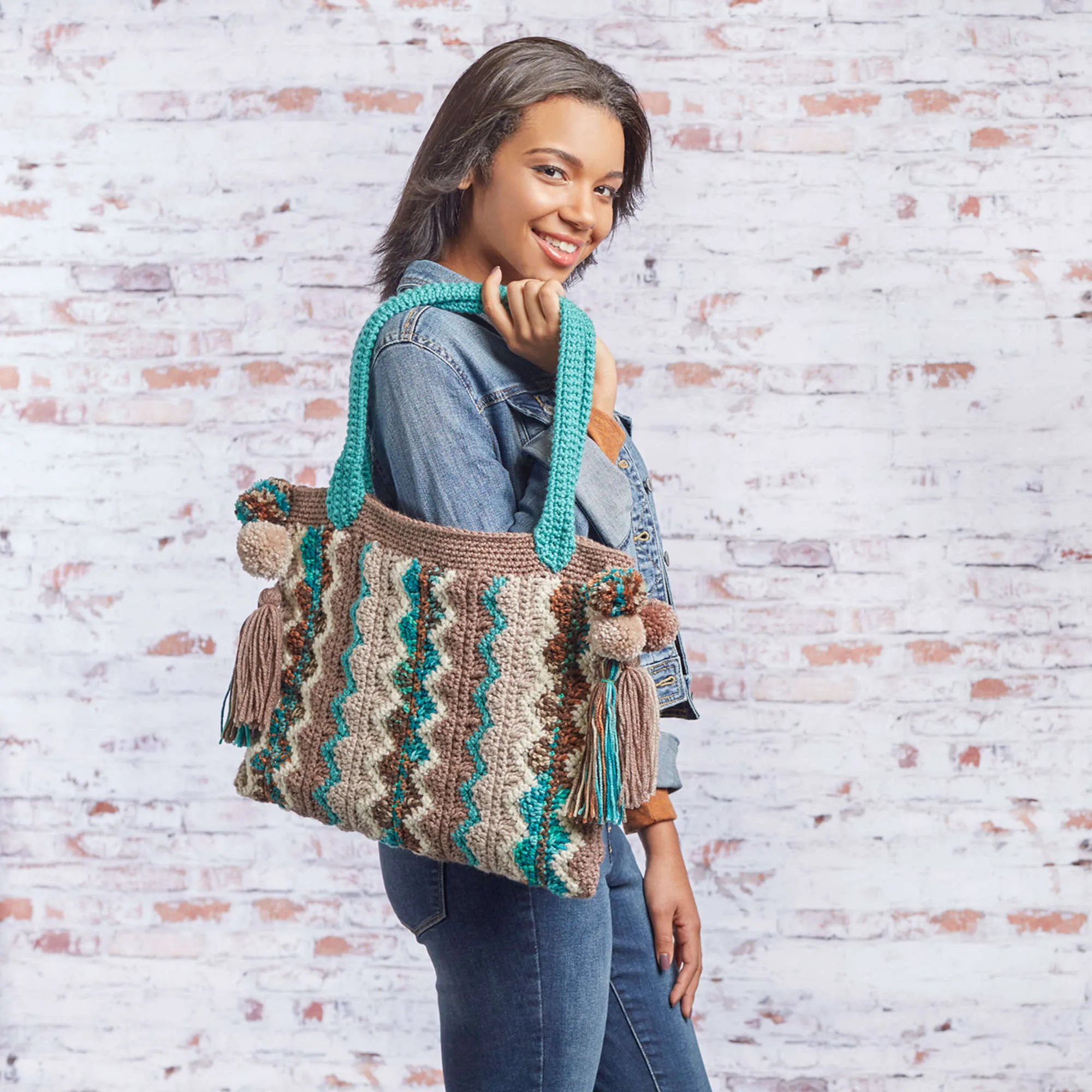 Red Heart Crochet Flame Stitch Bag