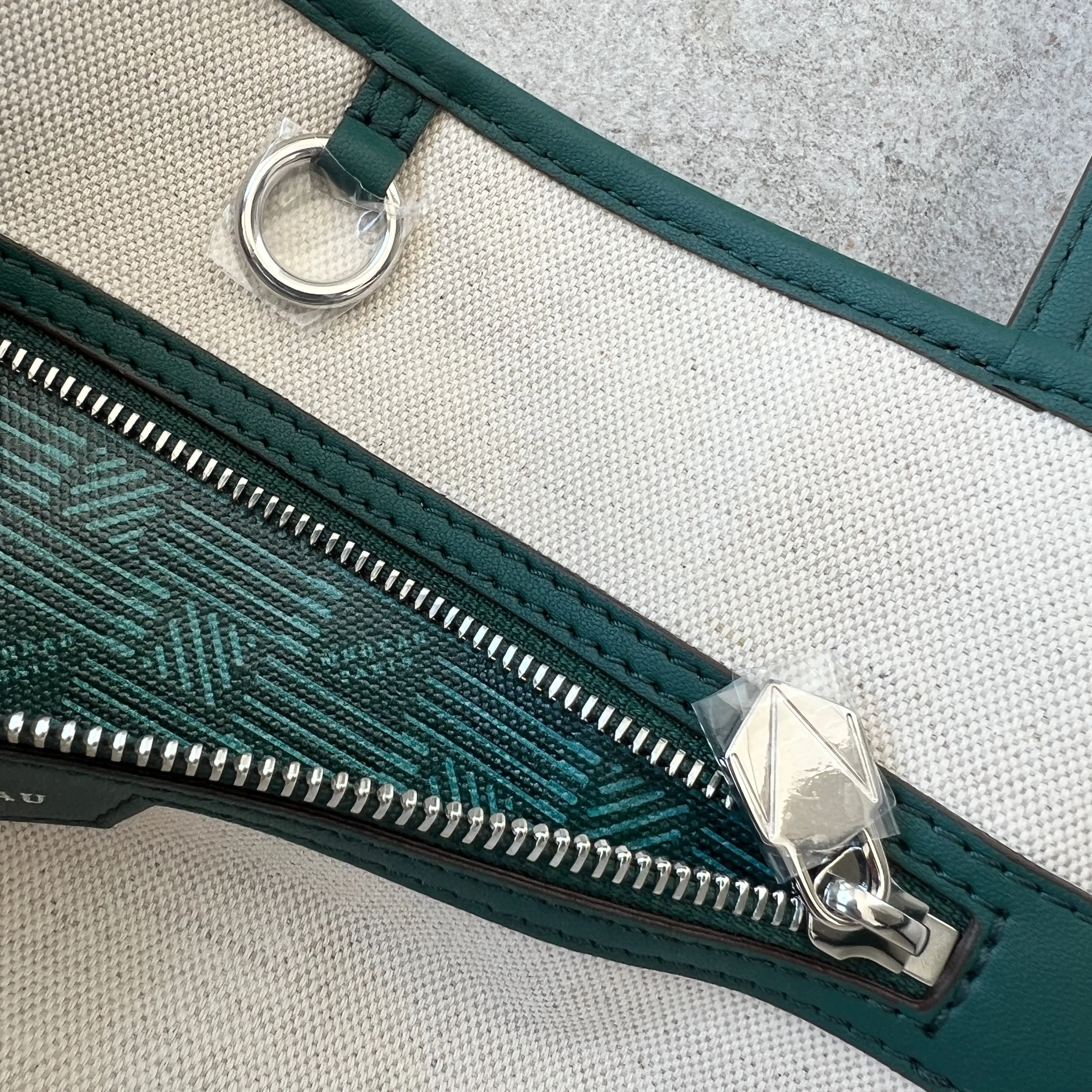 Saint Tropez Tote MM, Dark Green
