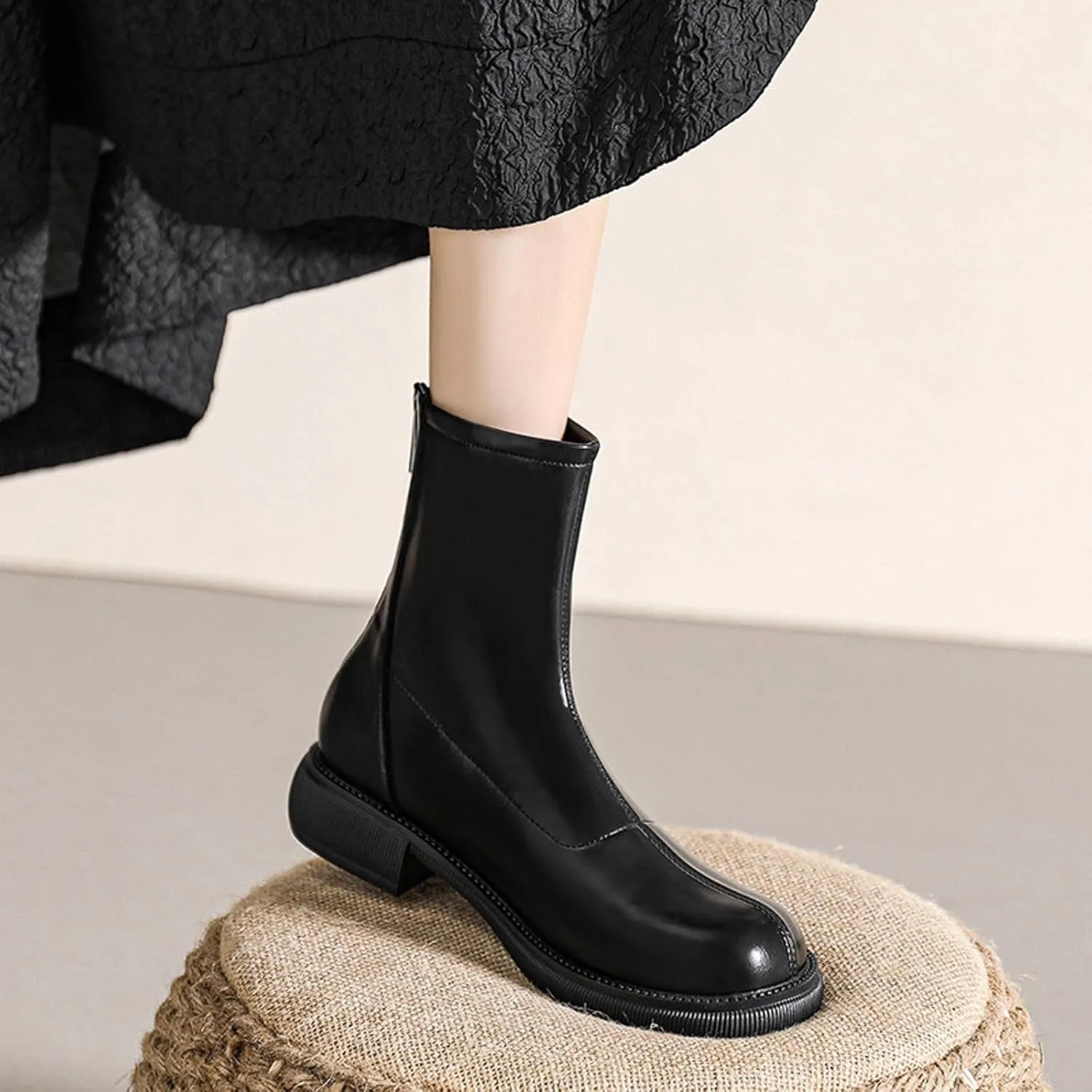 Women's Round Toe Low Chunky Heel Chelsea Boots Autumn Winter Back Zipper Block Heel Ankle Boots Fashion Waterproof Dress Booties