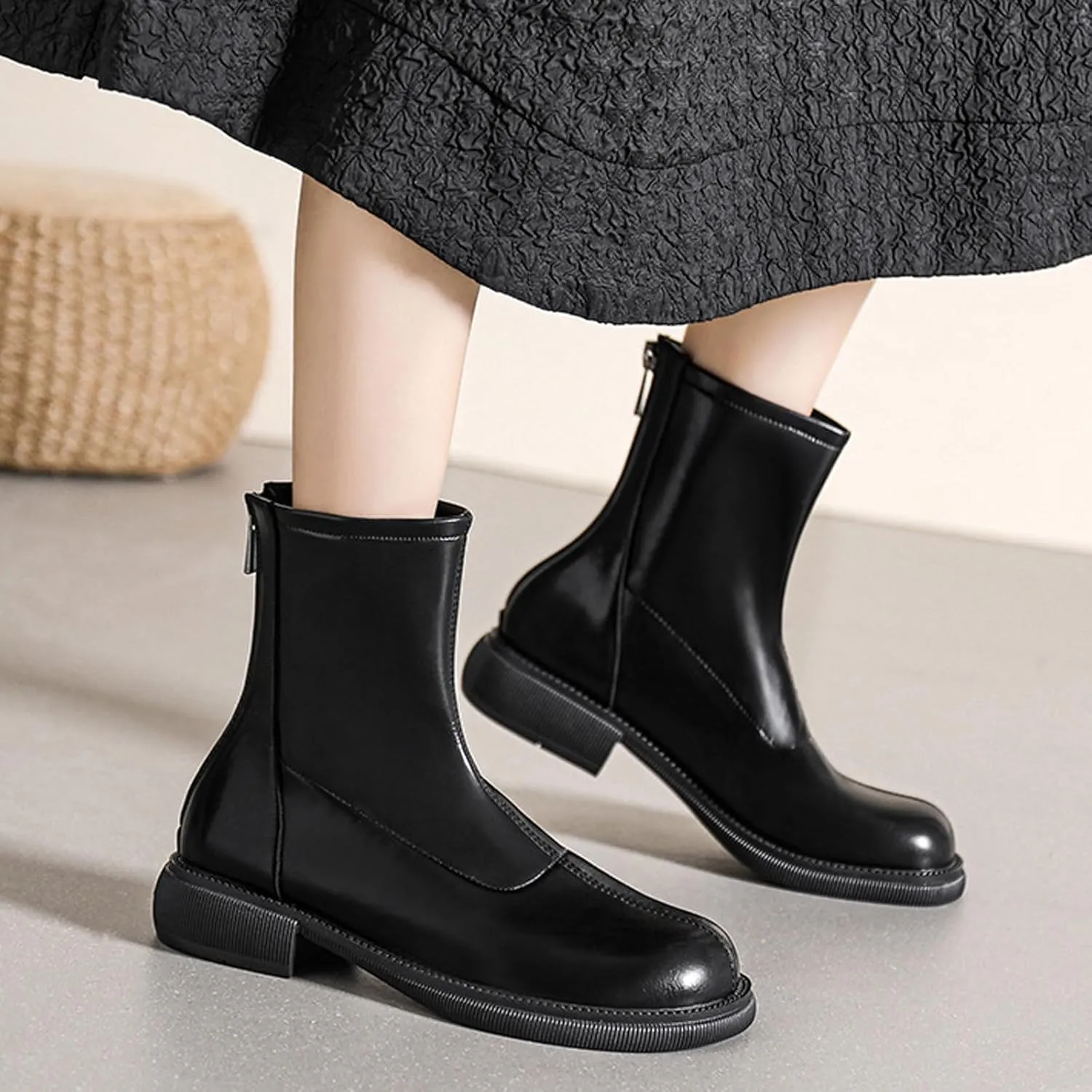 Women's Round Toe Low Chunky Heel Chelsea Boots Autumn Winter Back Zipper Block Heel Ankle Boots Fashion Waterproof Dress Booties